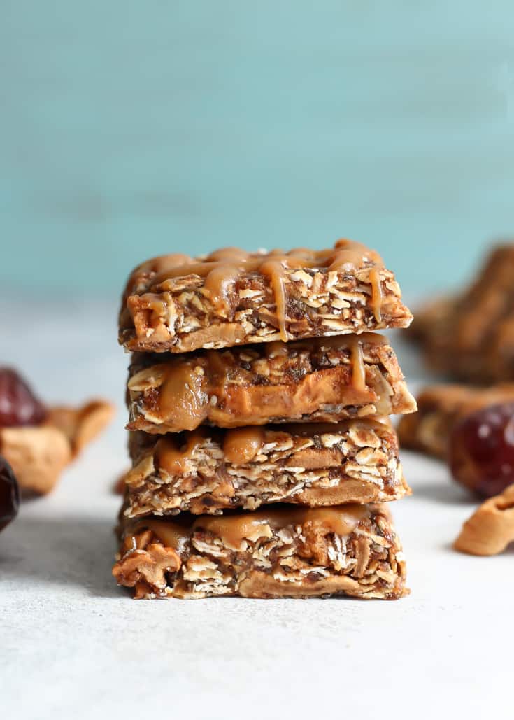 medjool date spiced apple oat bars fitmittenkitchen