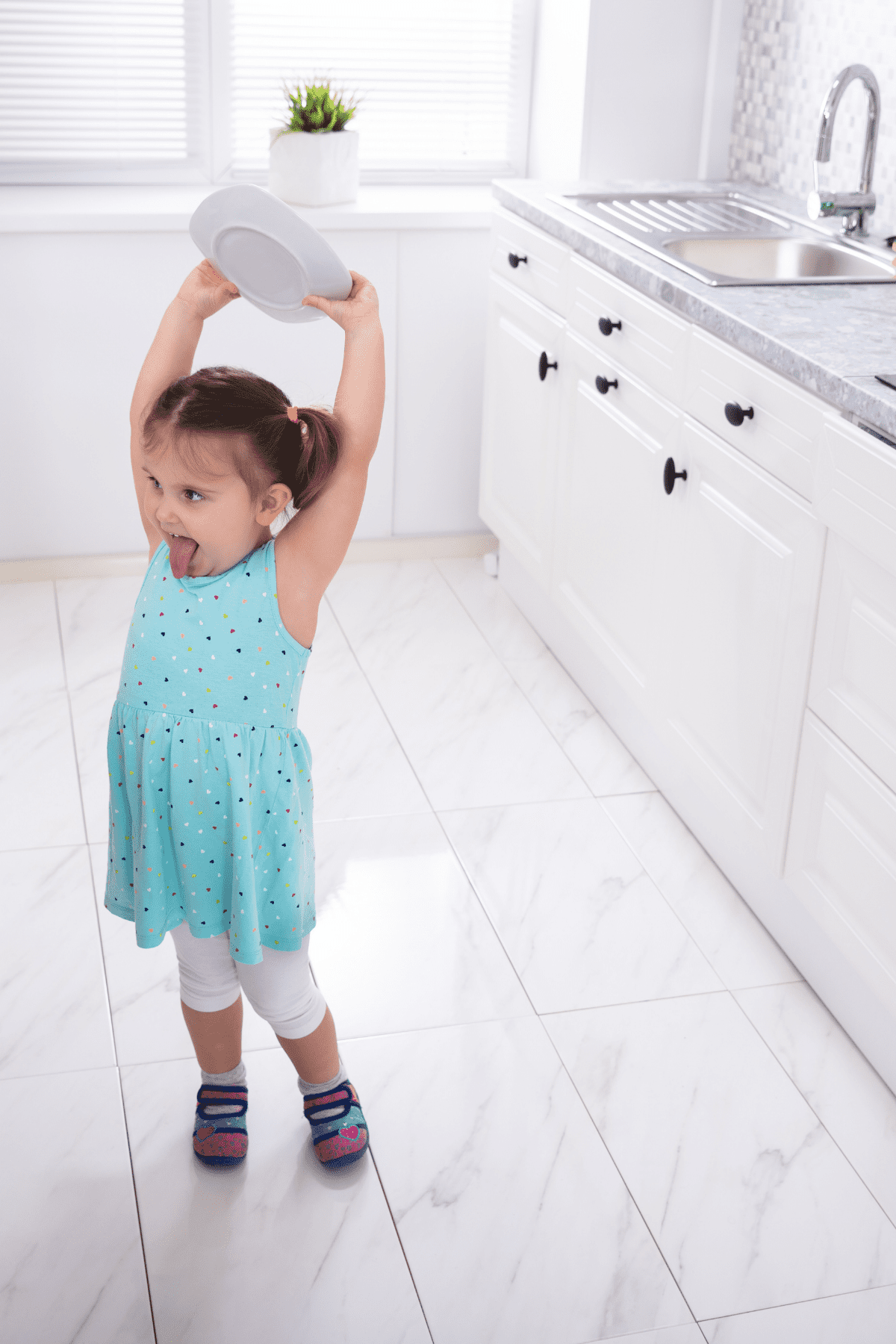 stop food throwing toddler throwing plate on the floor