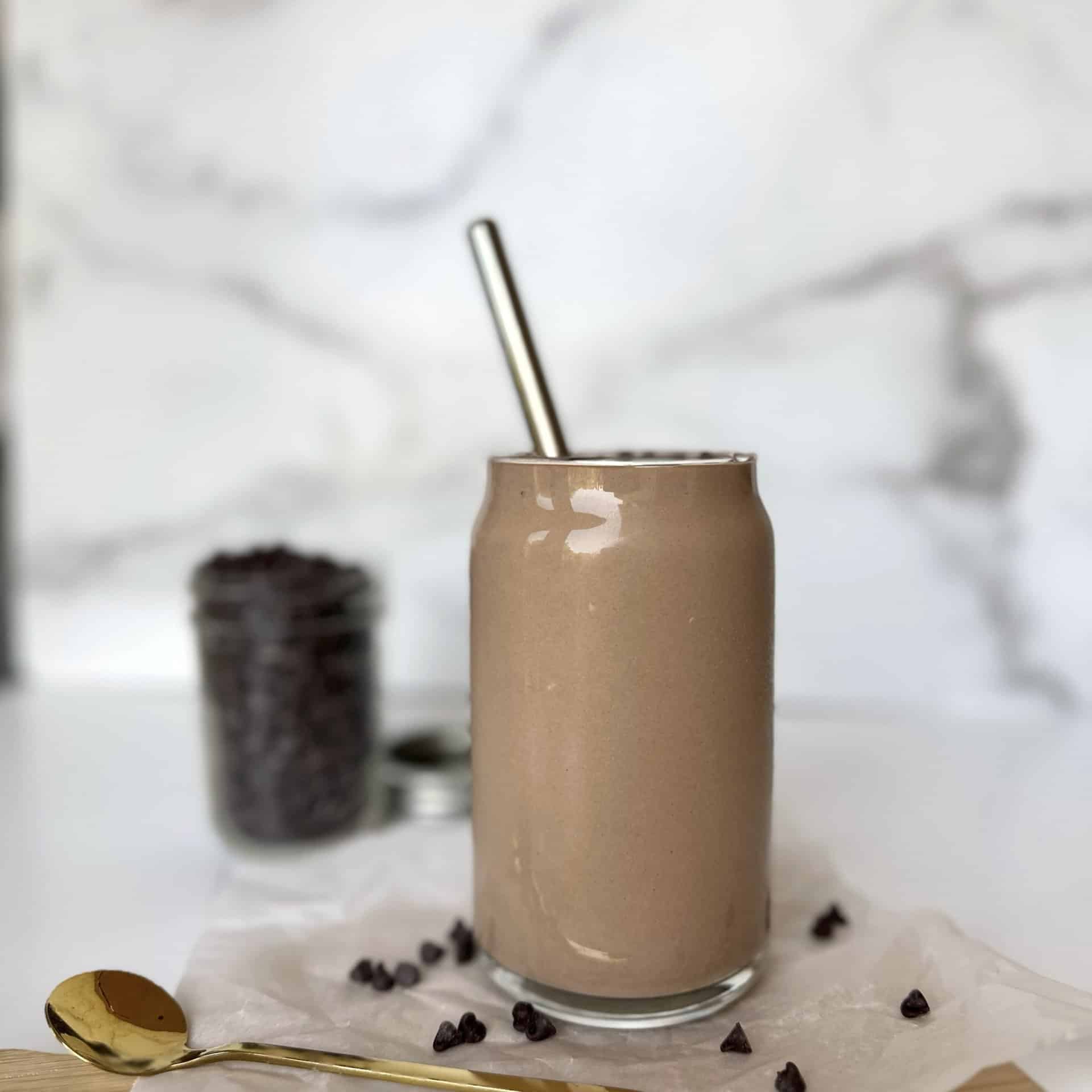 healthy chocolate smoothie