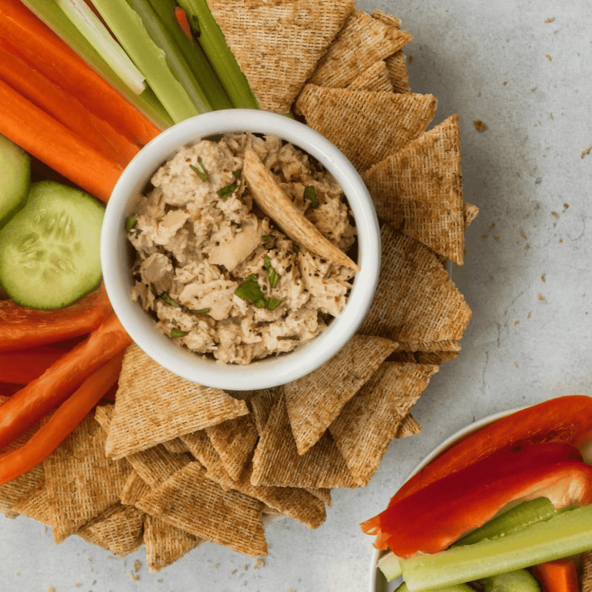 crackers with salmon salad
